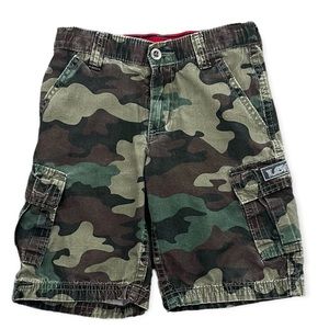 Levi’s Camo Cargo Shorts, Size 6